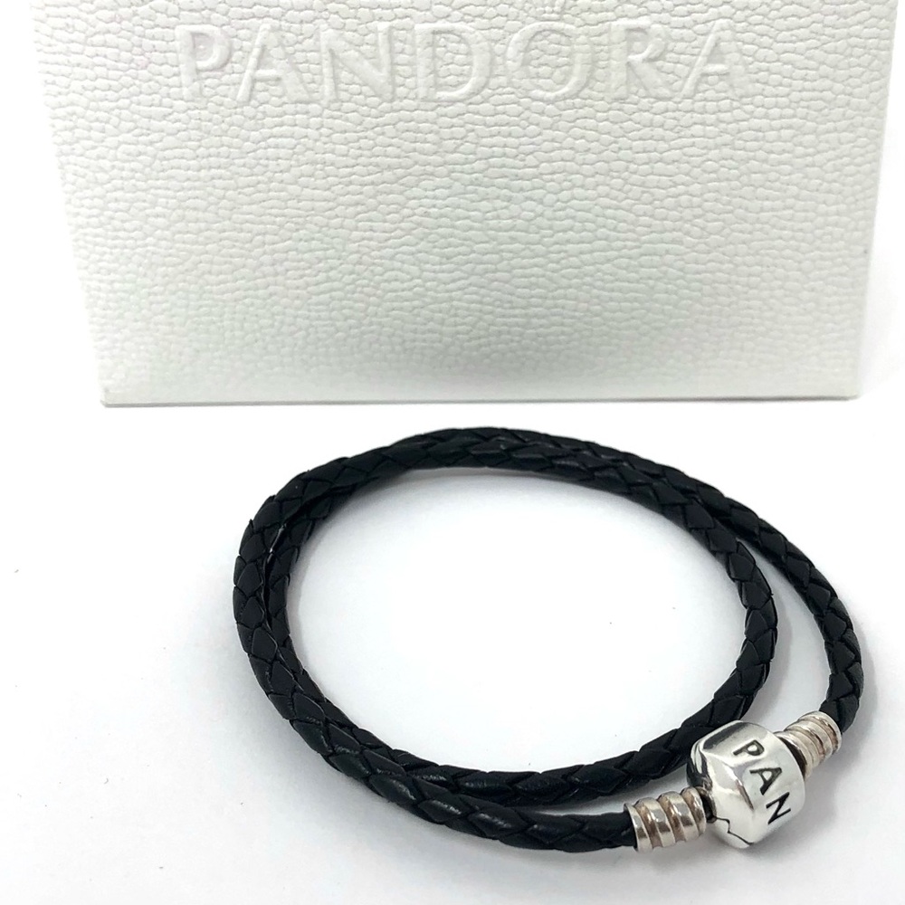 Pandora double wrap bracelet in black leather with a sterling silver 925 clasp